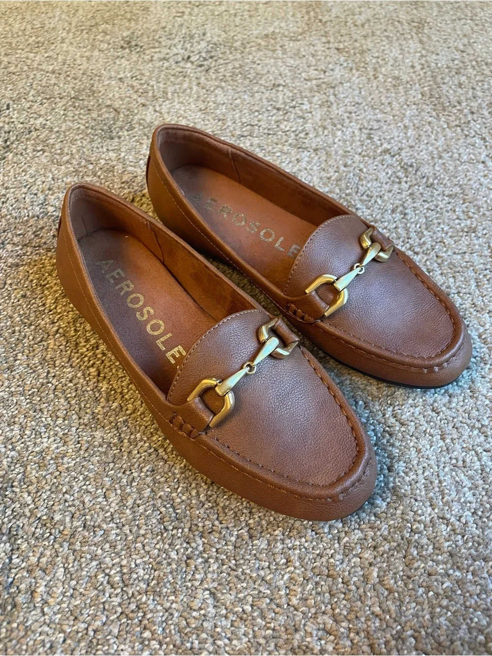 AEROSOLES Women’s Tan Leather Horsebit Slip-On Loafers Size 6.5 NWOB
